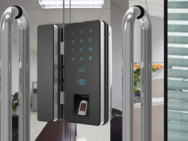 东兴24小时上门开锁公司