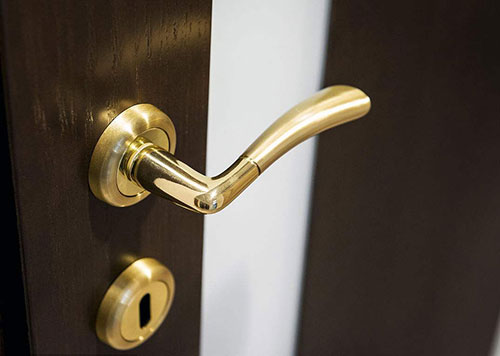 东兴24小时上门开锁公司