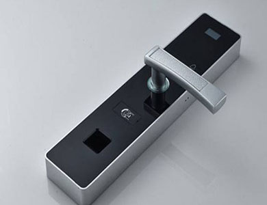 东兴24小时上门开锁公司