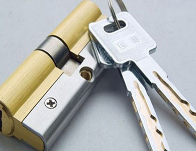 东兴24小时上门开锁公司